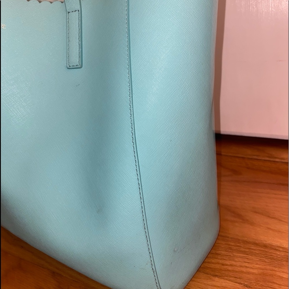 Kate Spade Tote - Picture 2 of 4